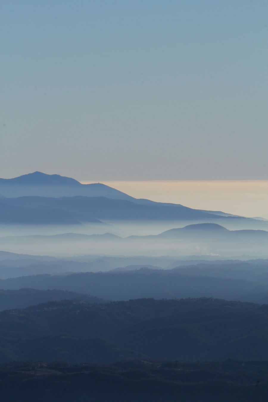 Misty layered Blue Ridge mountains at dawn